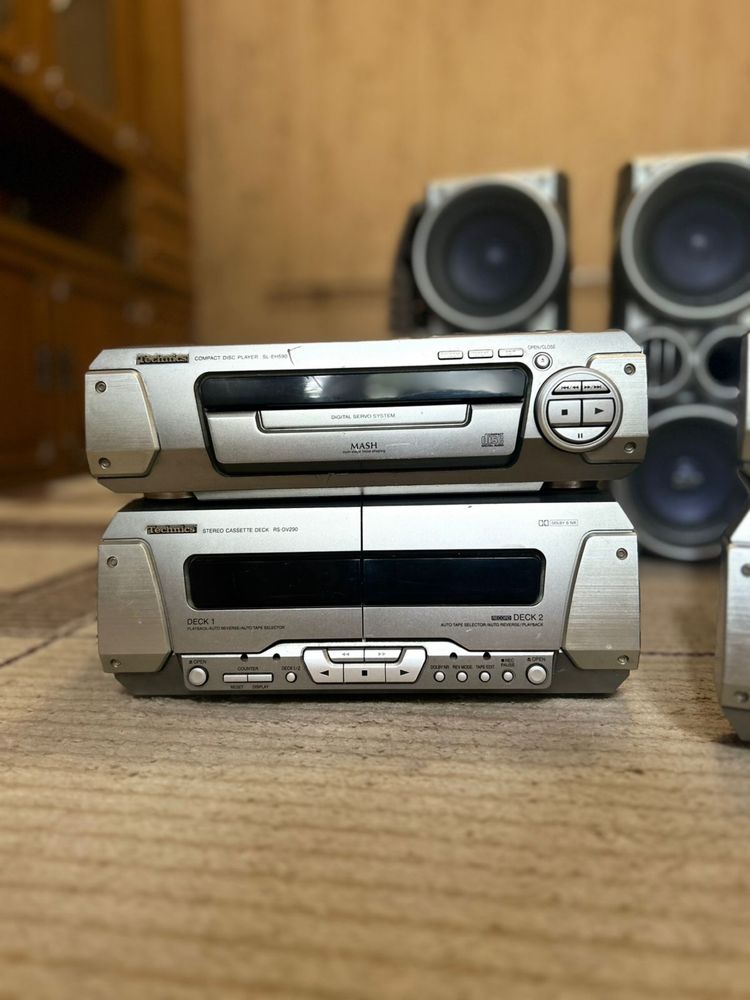 Продам музыкальный центр Technics + колонки JVC