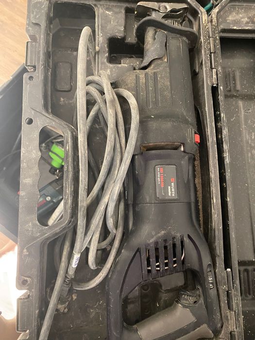 Wurth ferestrău sabie 1300w