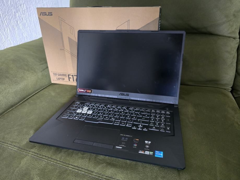 Laptop Gaming Lenovo AMD Ryzen 5 7520u nou.Laptop ACER nou