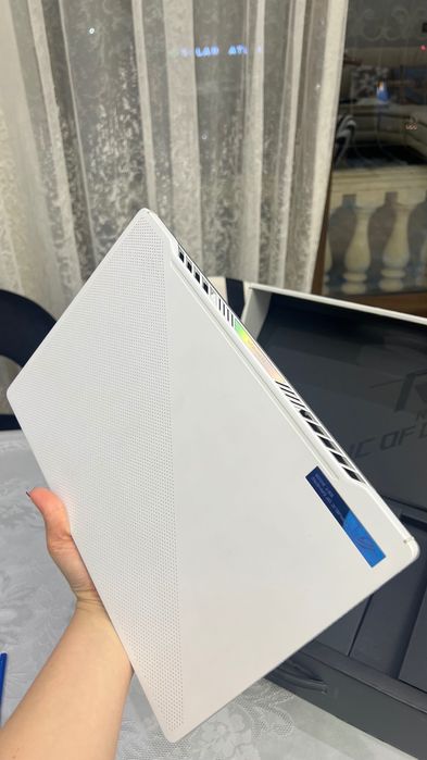 ПРОДАЁТСЯ мощная игровой ноутбук ASUS ROG Zephyrus G14 GA401QM