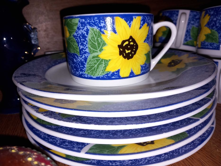 Servici din portelan pentru desert - 18 piese