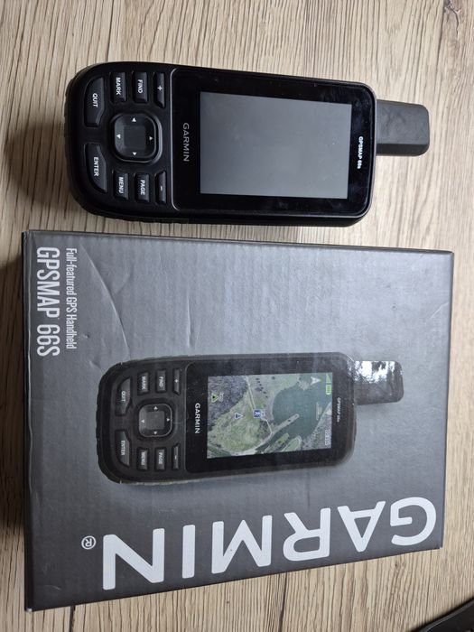 Garmin GPSMAP 66s - navigator profesional