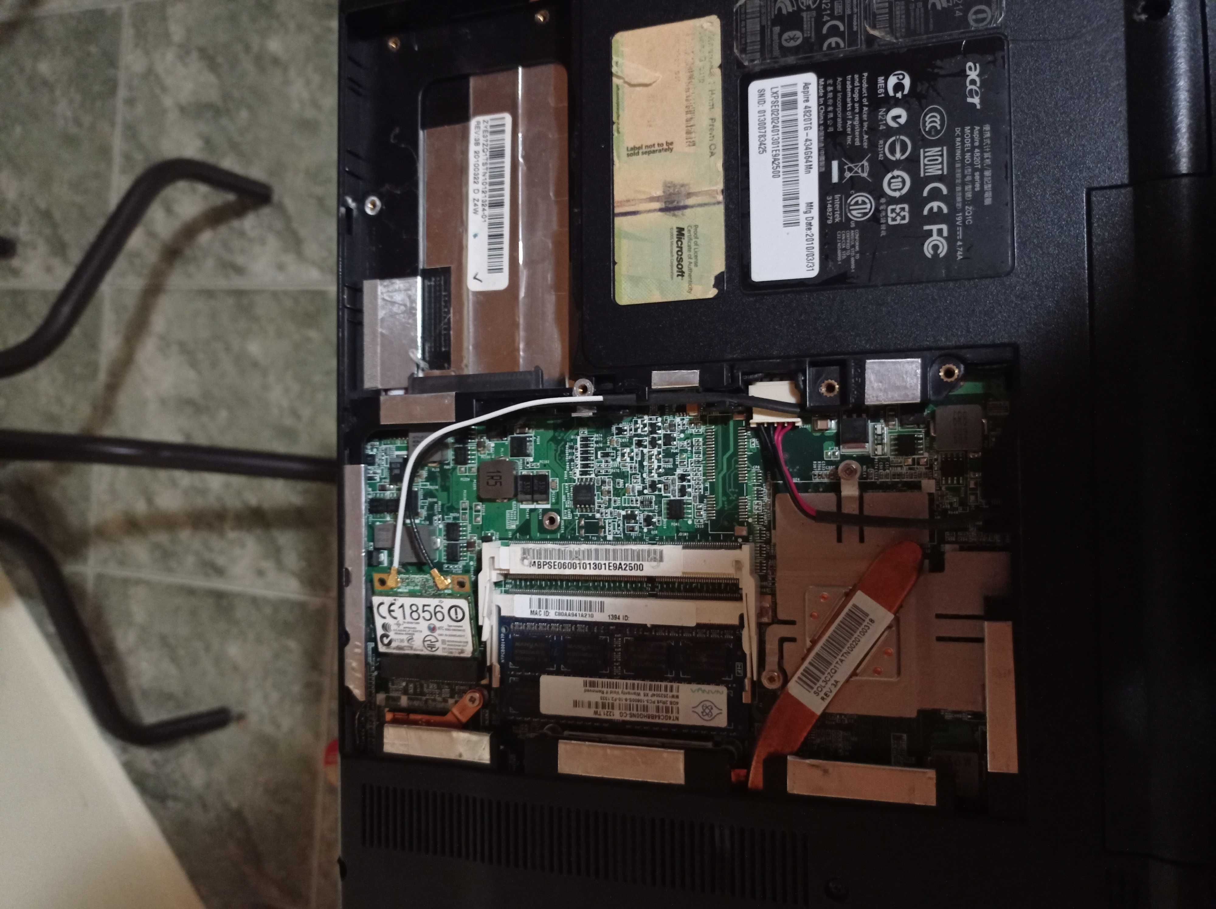 Продавам aser aspire 4820Т за части