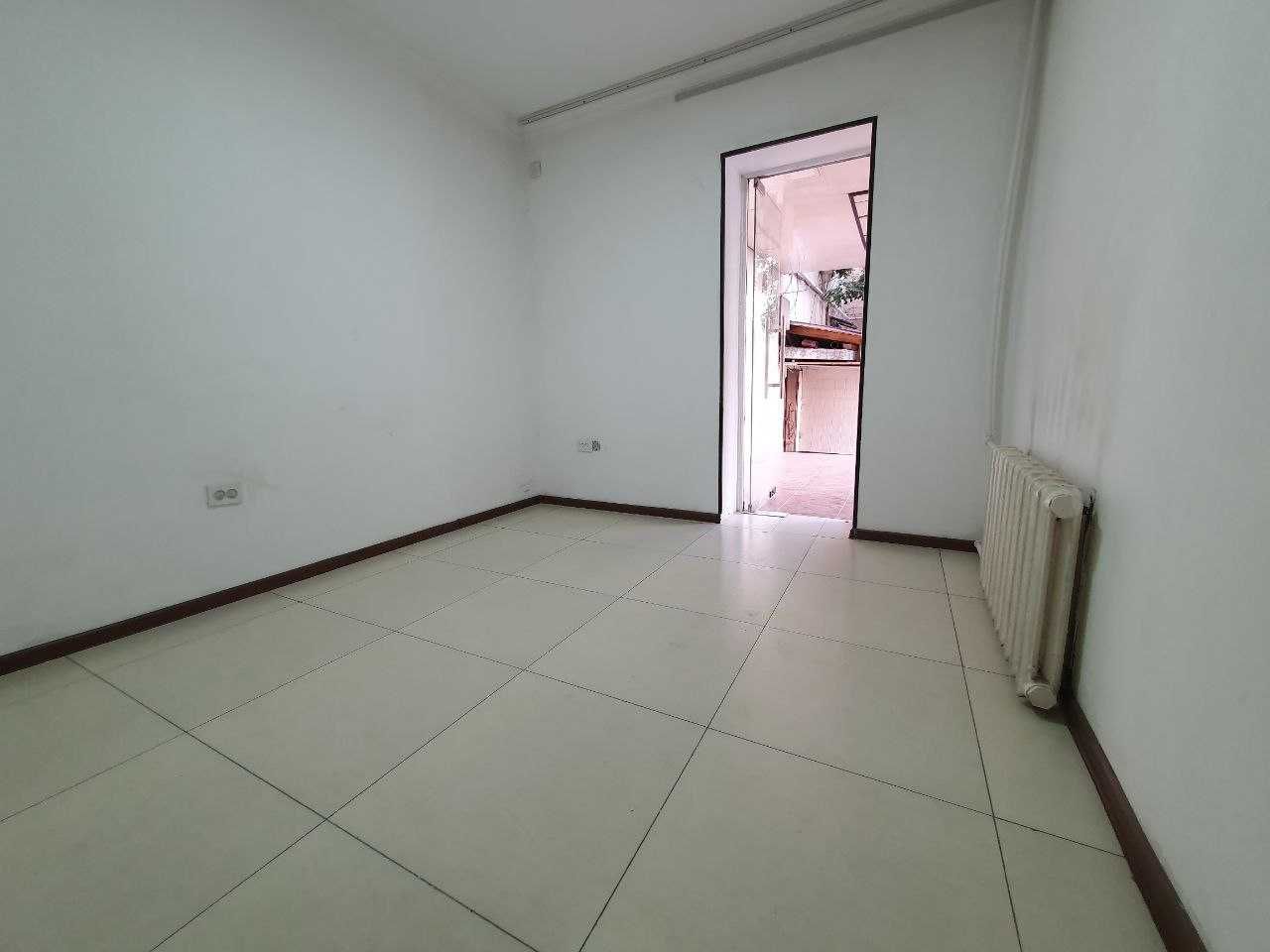 Продаётся коммерческое помещение – 102 м² 4-ком. Сергели-8