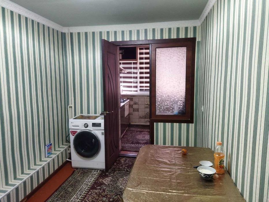 Калениский Боярин 3 қаватда 2 хонали квартира ижарага берилади.ID:1450