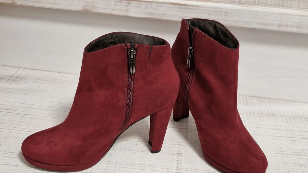 Ghete piele întoarsa Tamaris