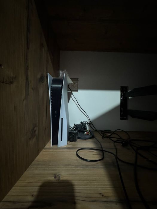 Продаю плэстейшн5