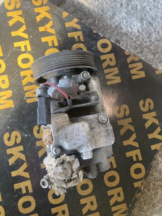 Vw polo 1.2i 2005 година Компресор Климатик