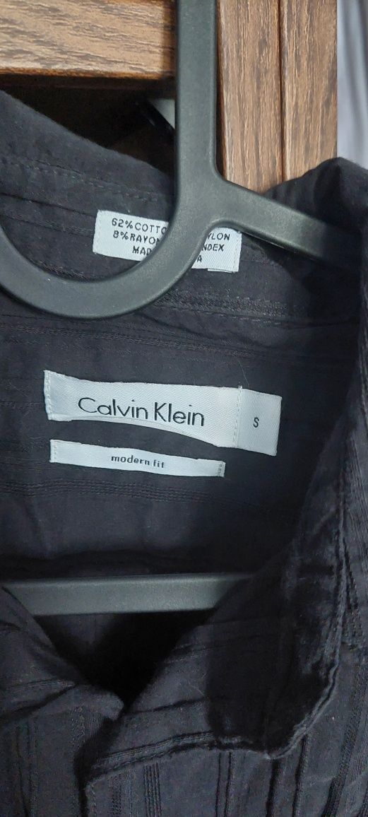 Calvin Klein ризи, тениски, блузи