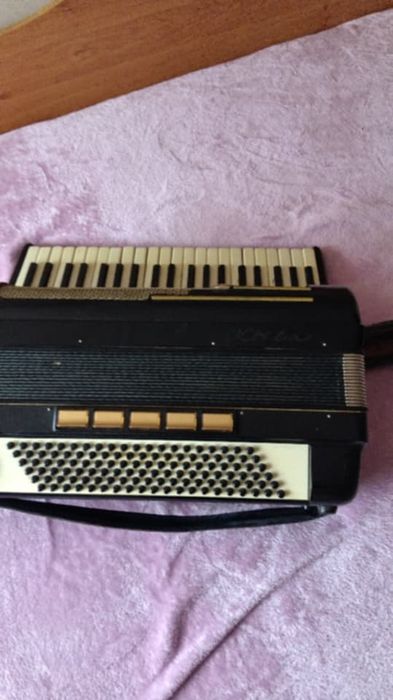 Акордеон велкмаистер кйохер