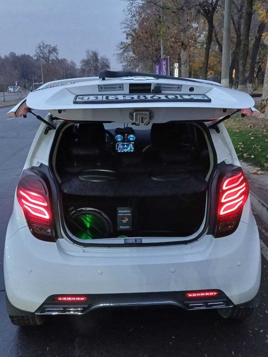 Продам Spark 2015 Автомат коробка