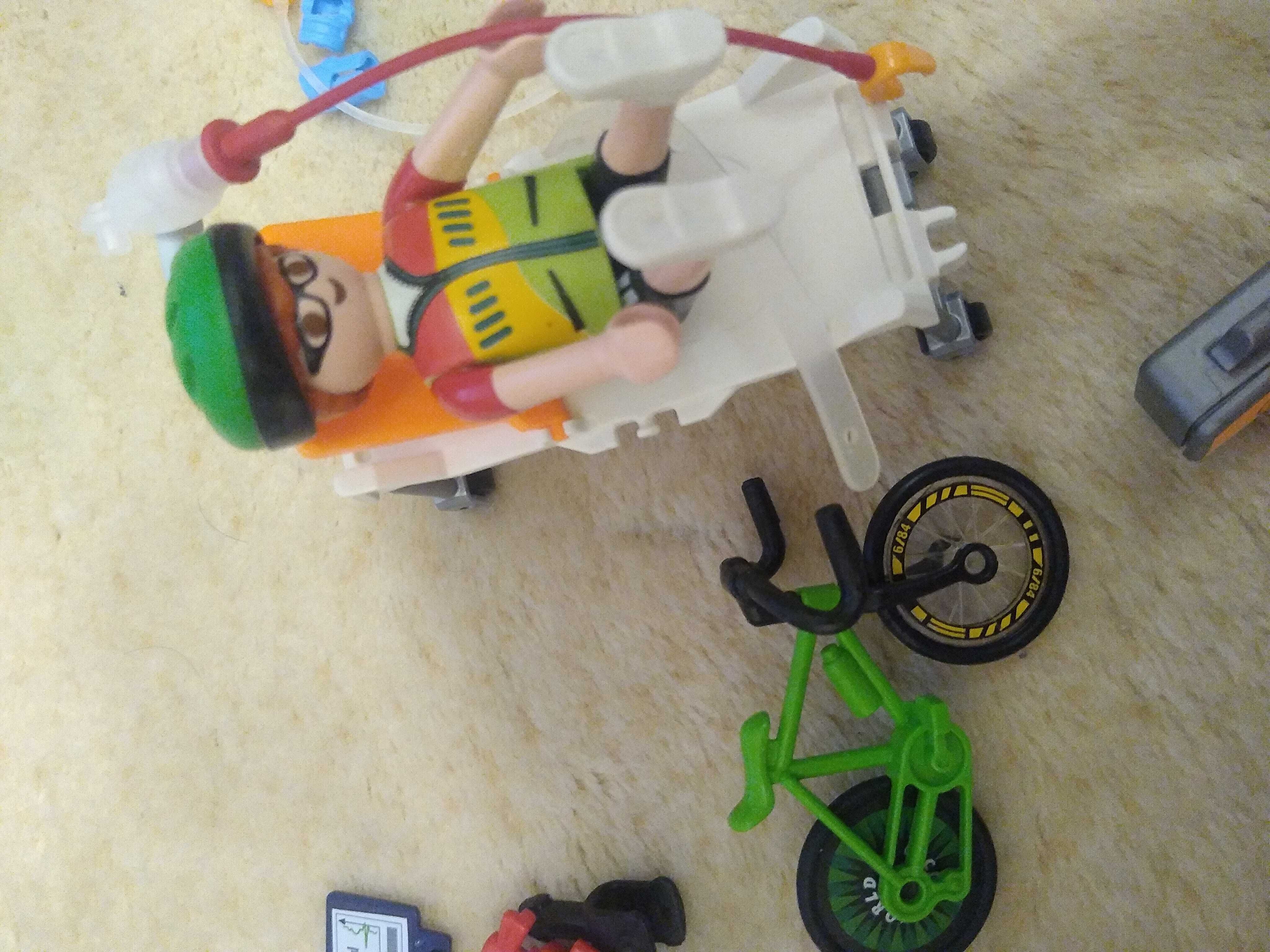 Ambulanta playmobil 62 piese