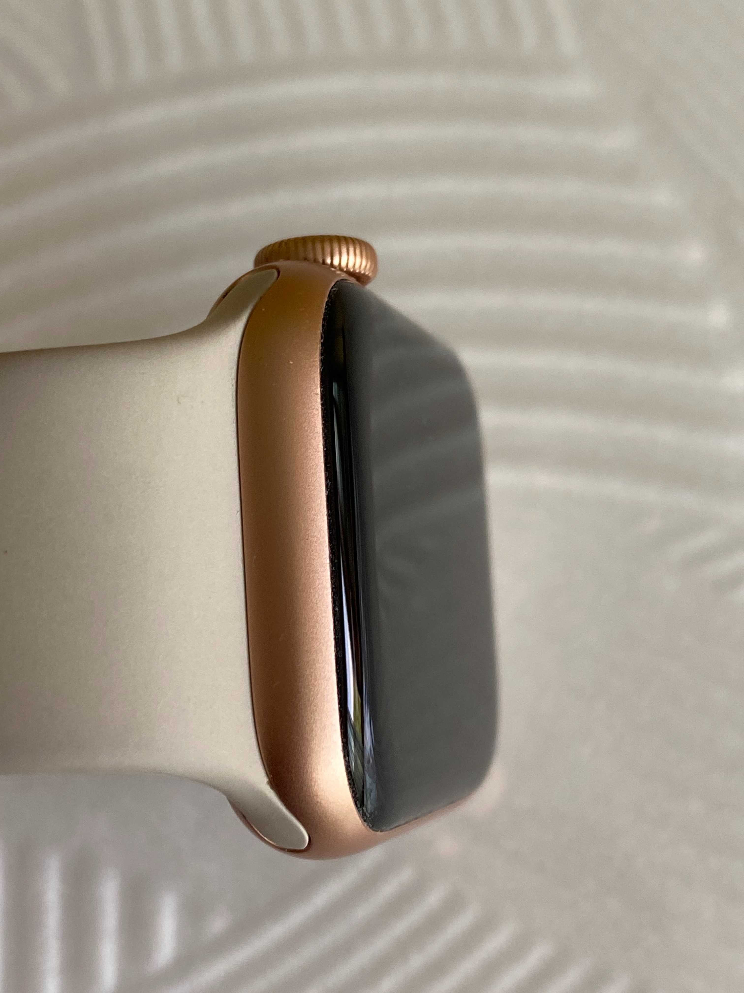 Apple Watch SE 40mm Rose Gold