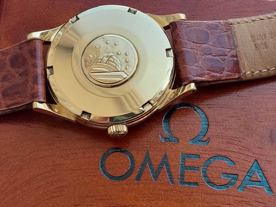 Ceas automatic Omega Constellation