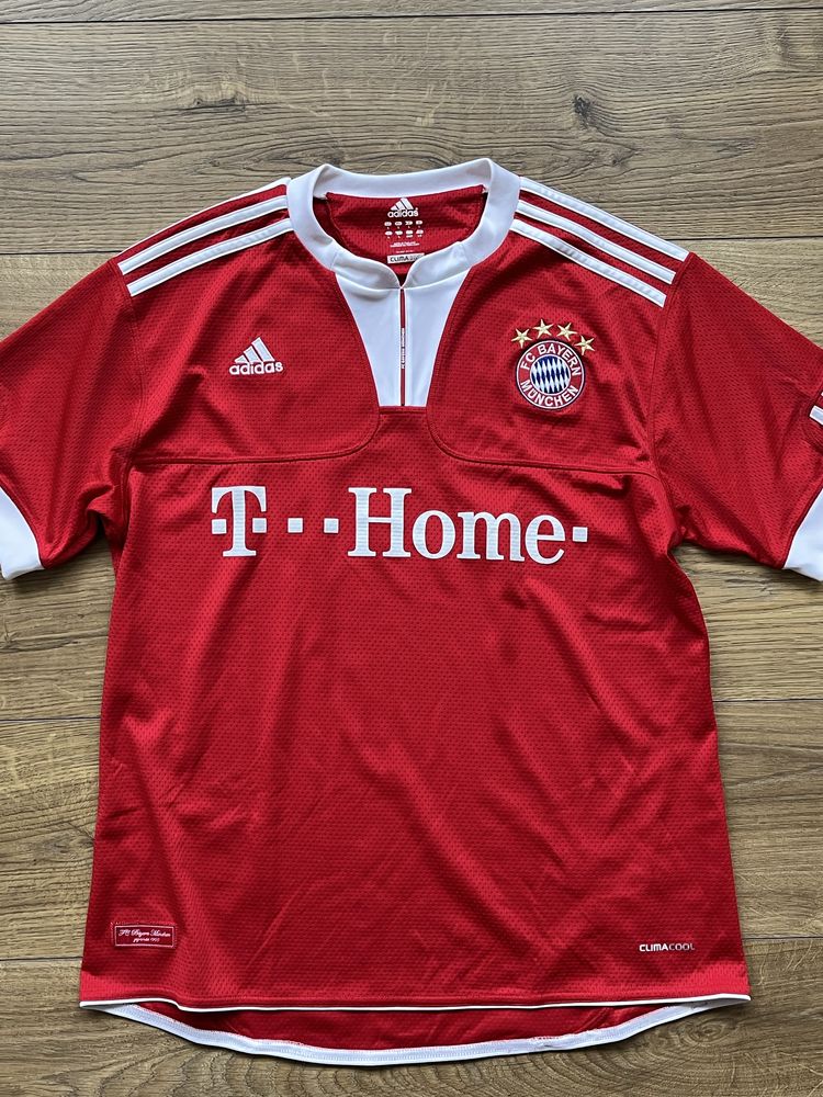 ADIDAS - Bayern Munchen : Байерн сезон 2009/2010  размер М / Оригинал