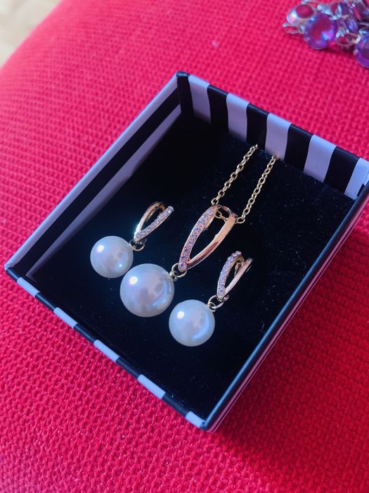 Set bijuterii, perle si pietre semi-pretioase