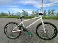 Продам велосипед BMX