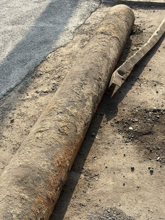 Продаю старые трубы и уголок  Trubo ugalok sotiladi