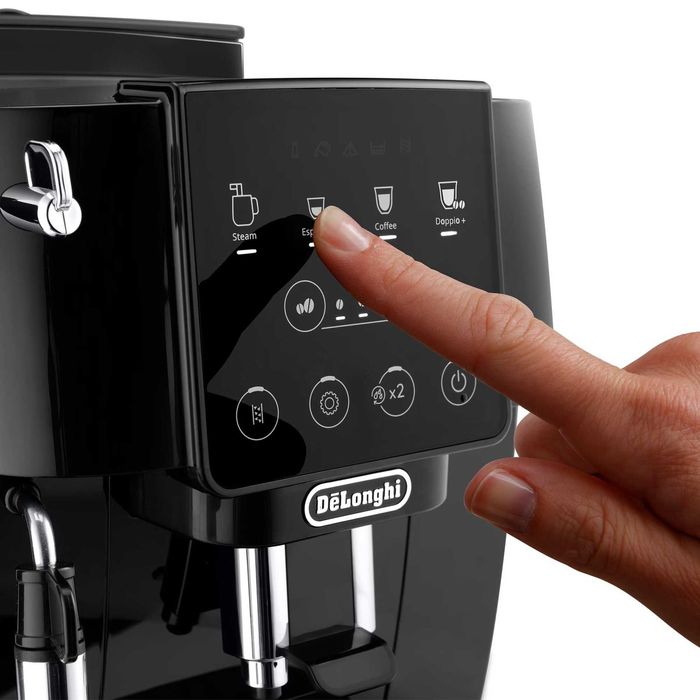 Vând Espressor Automat DeLonghi Magnifica Start ECAM 220 nota 10\10