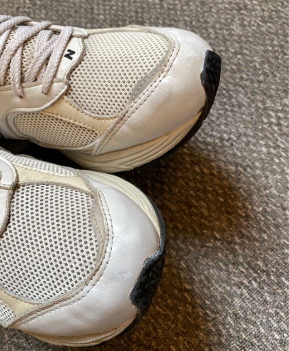 New Balance 2002R marime 45