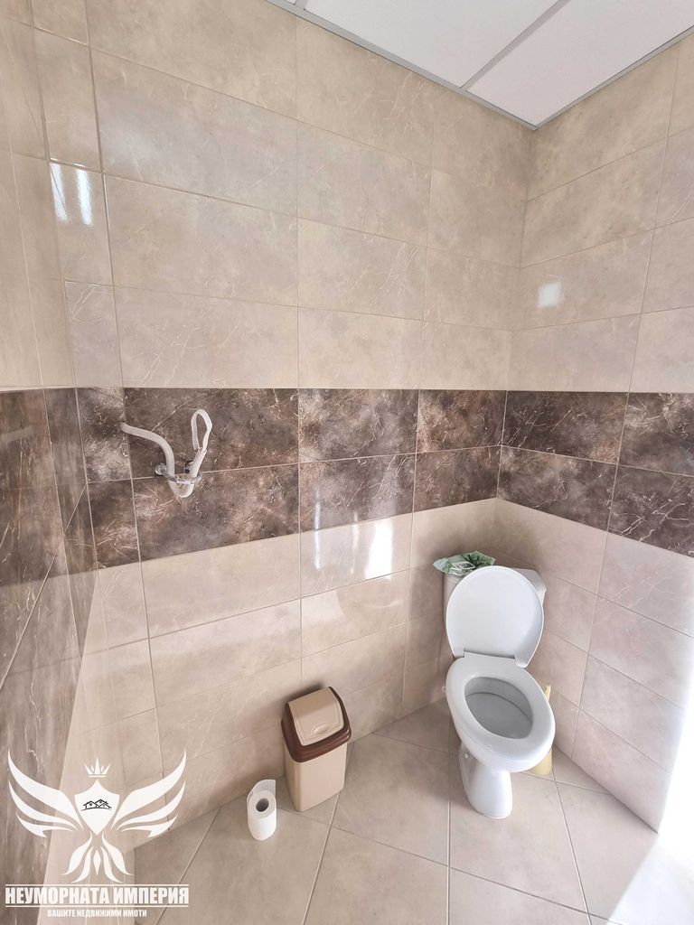 Дава се под наем Офис в Асеновград - 50 кв.м за 305 € - Снимка #11