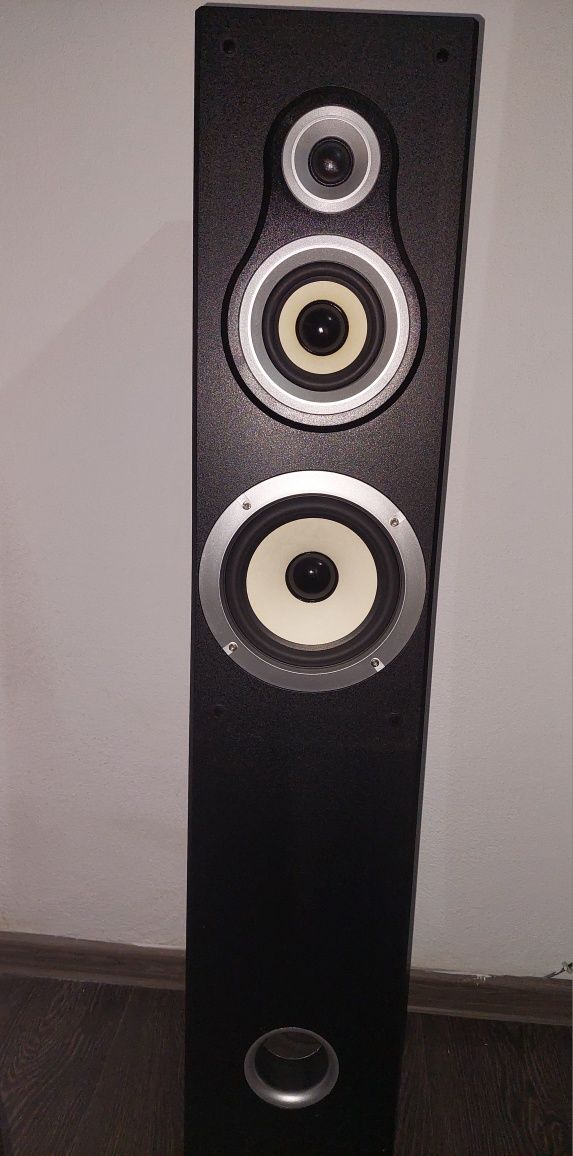 Sistem audio Akai