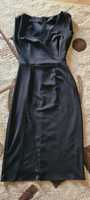 Rochie neagra aproape noua