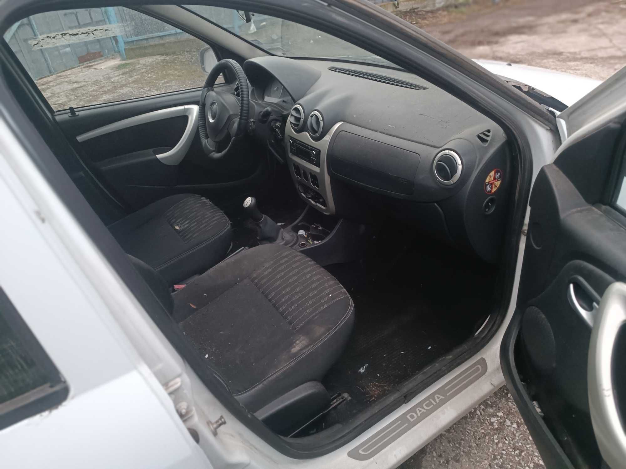 Dacia Logan 1,5 dci 2012 бракувана  на части