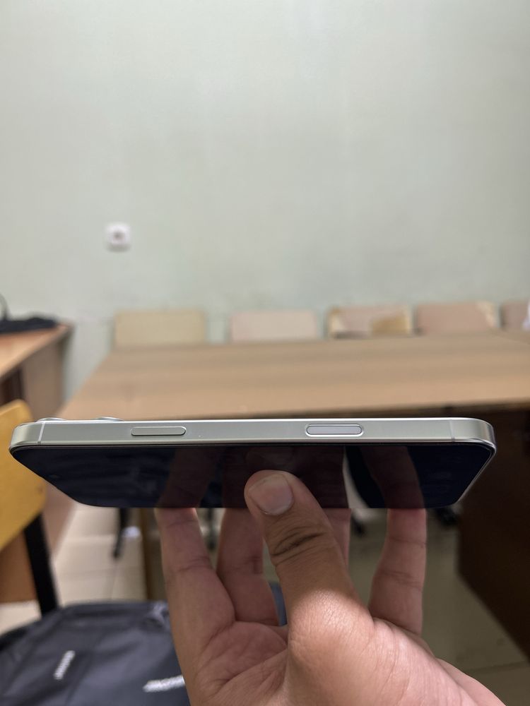 I phone 16 pro max