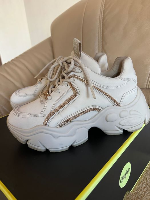 Маратонки Buffalo 37 номер