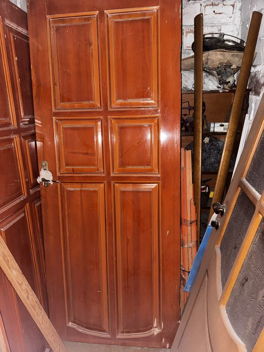 Деревянные двери