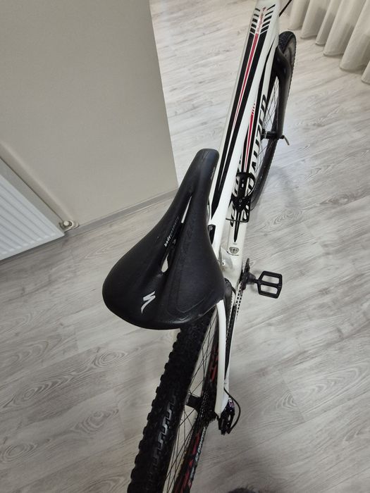 Bicicleta full carbon SPECIALIZED,9kg,roti29 Roval,sram XO,MAGURA MT6