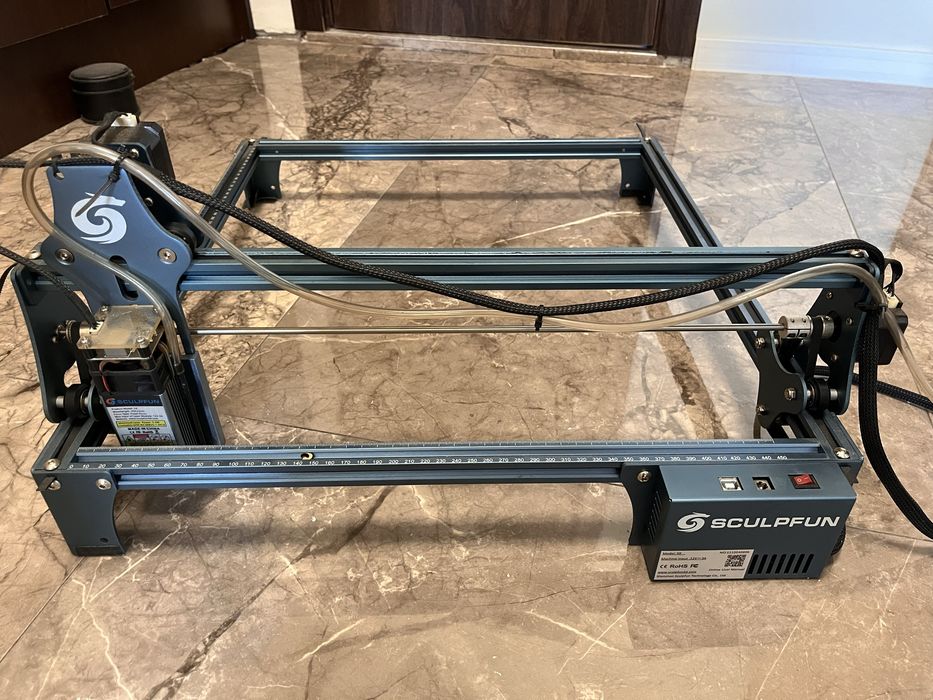 Sculpfun S9+ Машина за лазерно гравиране с много аксесоари