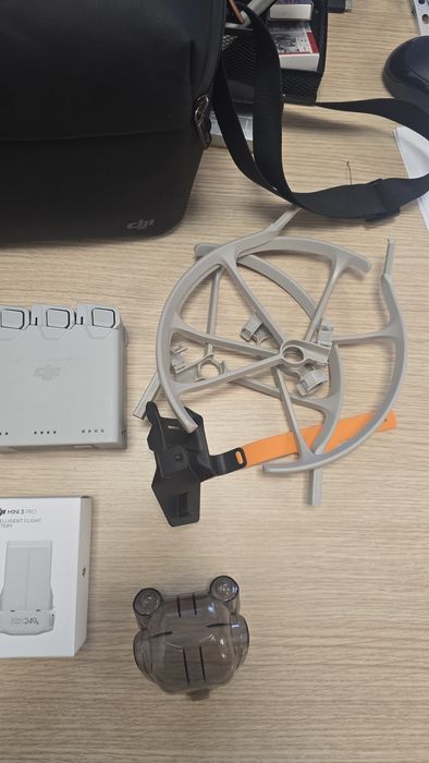 Sigilata Drona DJI Mini 3 PRO Fly More Combo