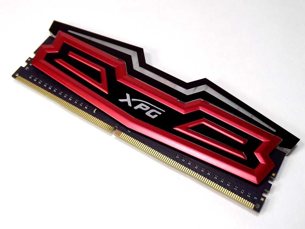 Memorii ADATA XPG Spectrix D40 RGB 8GB DDR4 2666MHz CL16
 *2 buc*