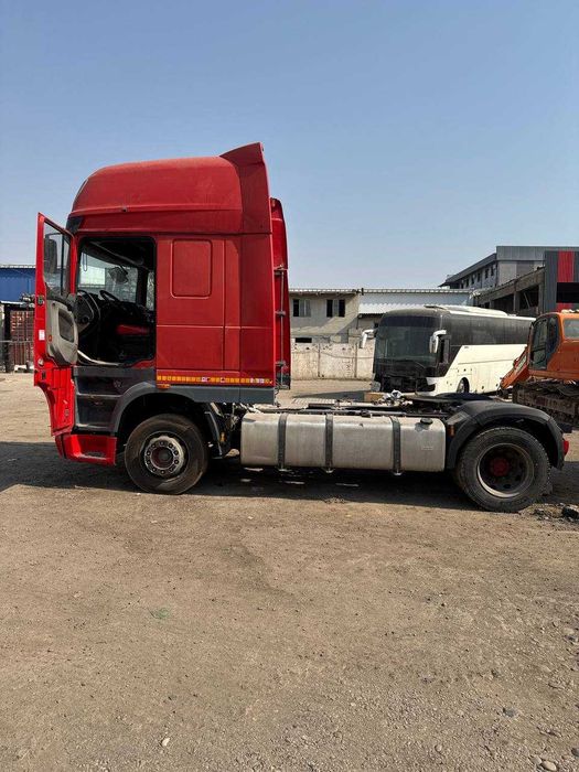Продается тягач DAF XF 460 Евро 5, 2013 г. , Мега Высокая кабина.