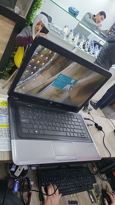 Продам ноутбук HP 655  amd 512HDD Б.У