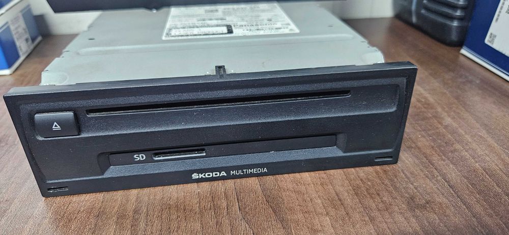 Display Navigatie + modul navigatie Skoda Octavia 3 5E