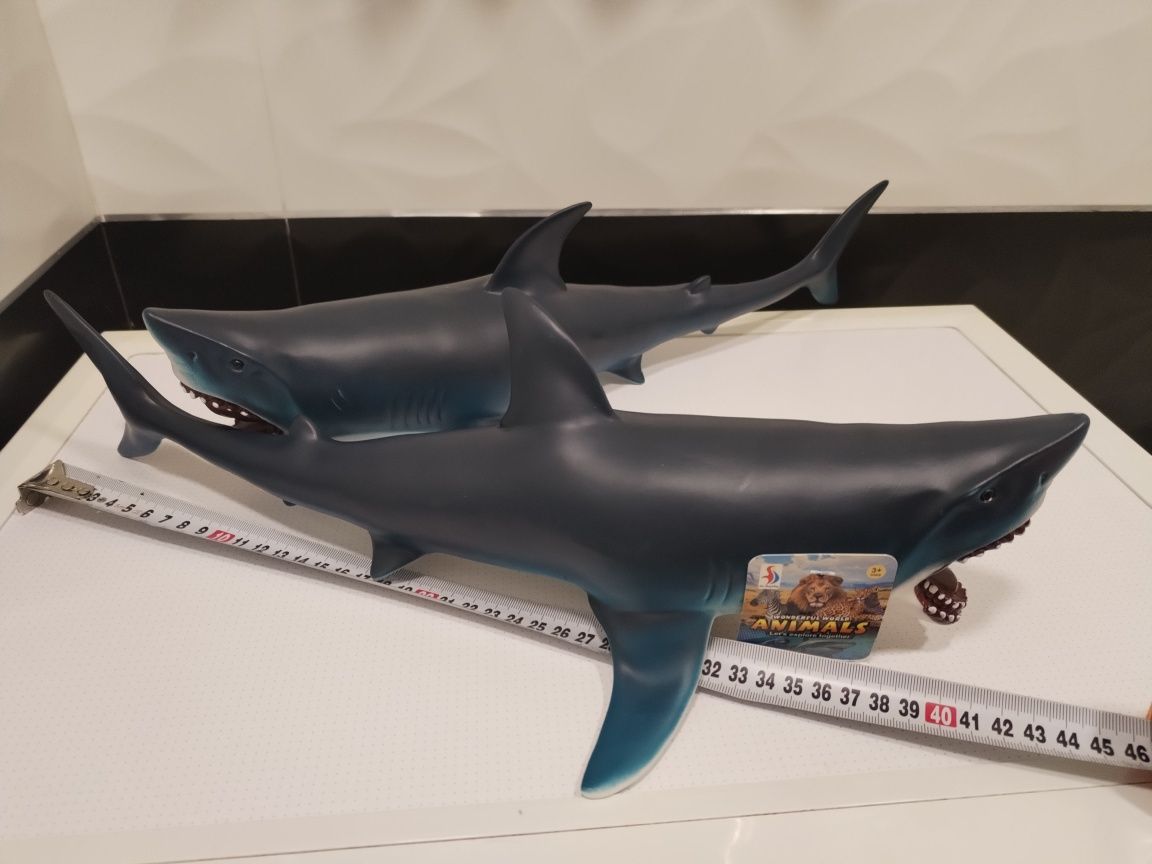 Акула размер 40 см материал прорезиненый