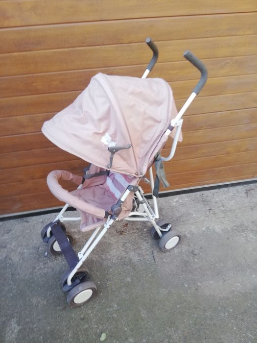 Cărucior sport, stare bună, foarte practic pentru deplasări, concedii