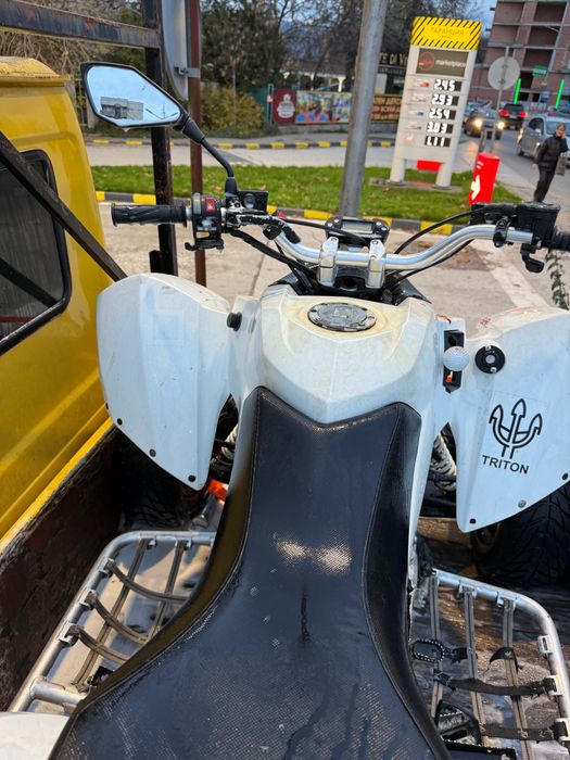 АТВ-та и Mercedes-Benz 207D