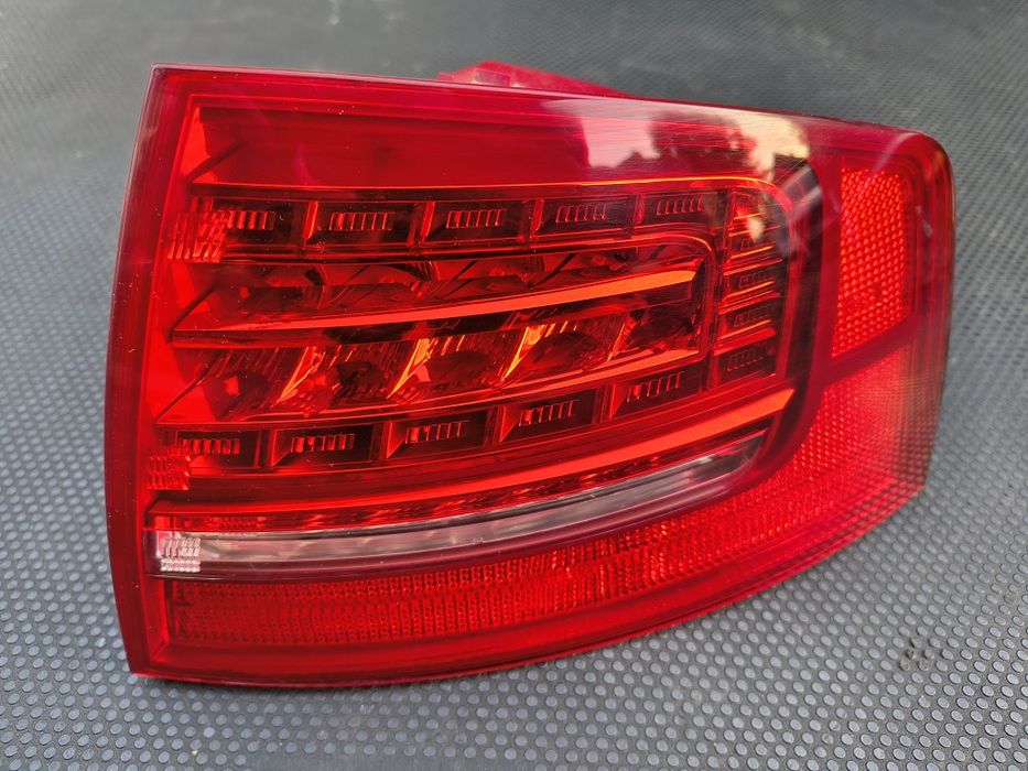 stop led Audi A8 D3 facelift partea dreapta