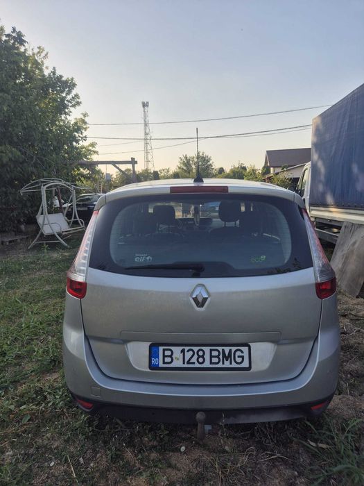 Vand Renault Grand Scenic 2011 1.5 DCI 106 CP