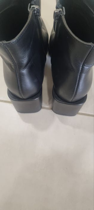 Дамски боти на Gino Rossi, естествена кожа