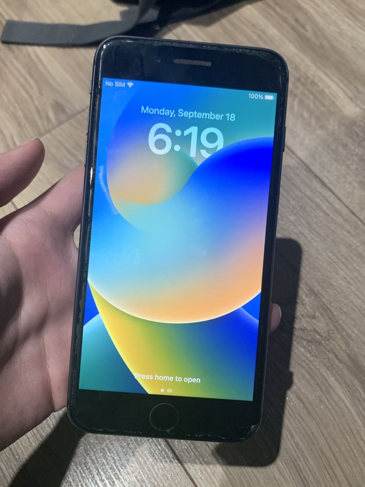 iPhone 8+ Айфон 8 плюс 64 гб