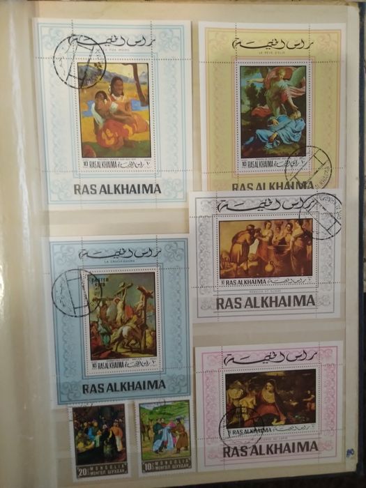 Se vinde colectie de timbre 4 clasoare RDG de 50 vechime