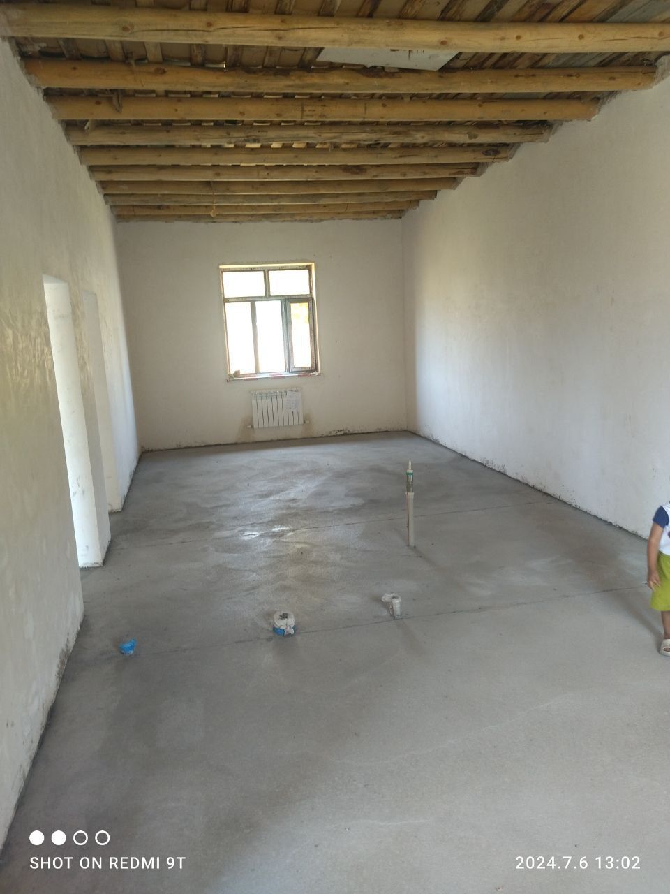 Uchaska sotiladi 5 sotx 4 xona oshxona sanuzel 80-90% uyi bitgan