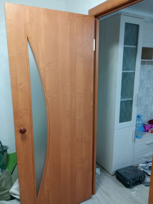 Продам бу двери в отличном состояний