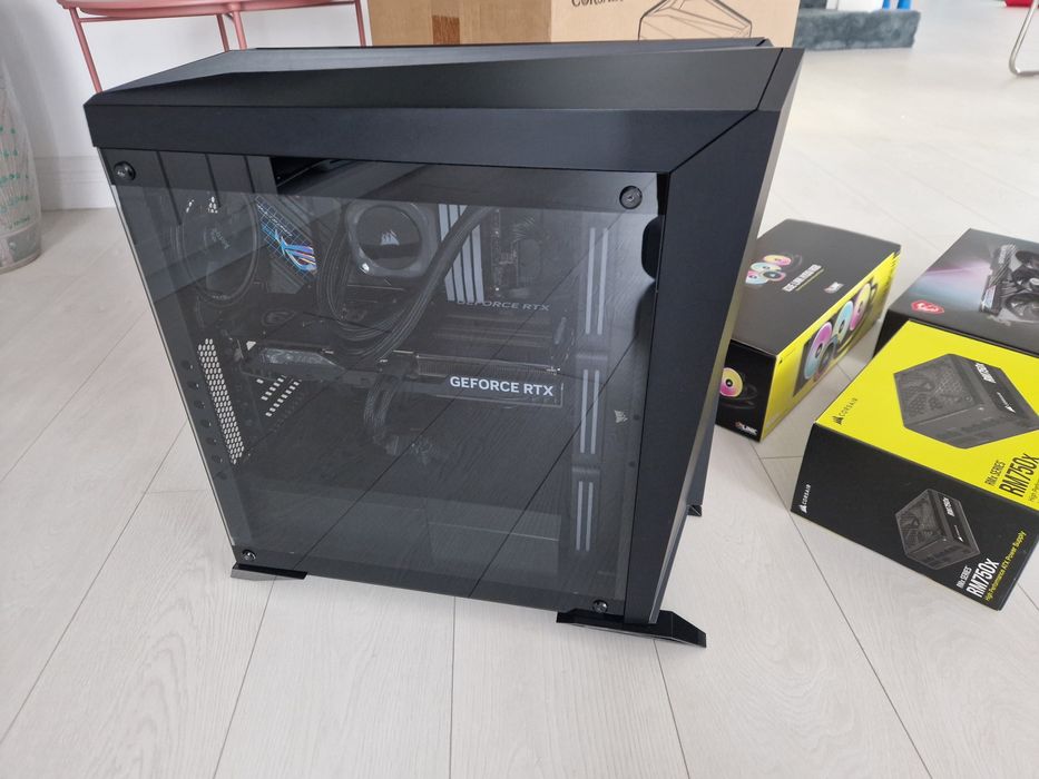 Desktop/PC Gaming High End I9 13900F RTX 4070 64GB Ram SSD 4TB Nou