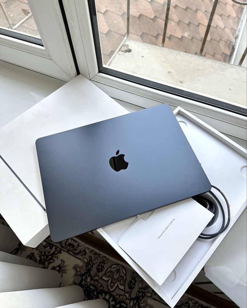 MacBook Air M2 Midnight 100% 8/256GB